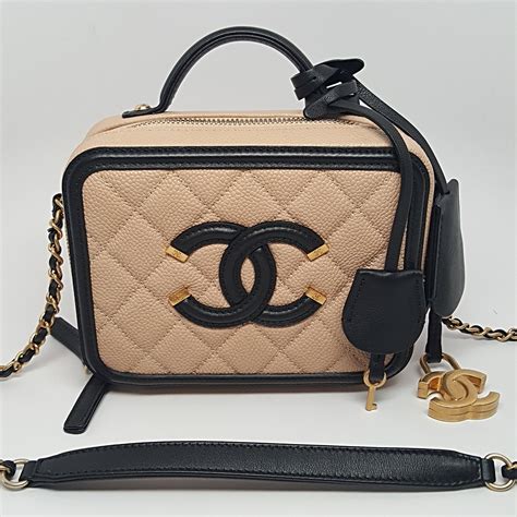 chanel filigree vanity case price 2021|chanel vanity bag 2020.